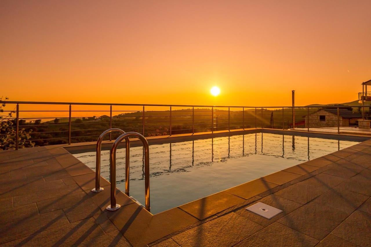 The View Villa Maries  ภายนอก รูปภาพ