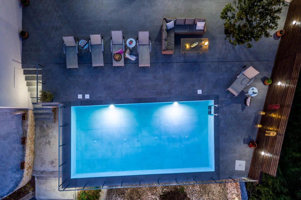 The View Villa Maries  ภายนอก รูปภาพ