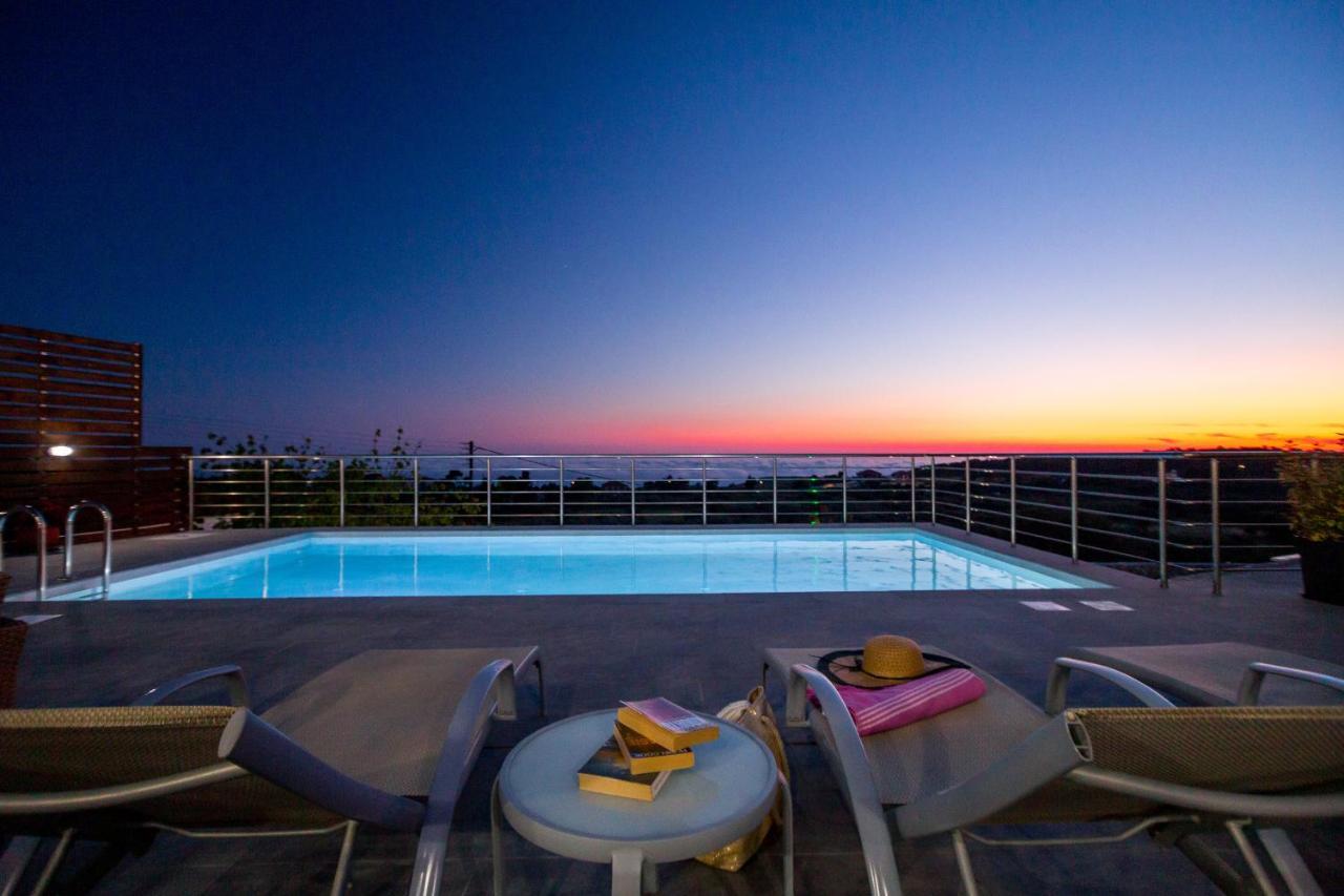 The View Villa Maries  ภายนอก รูปภาพ