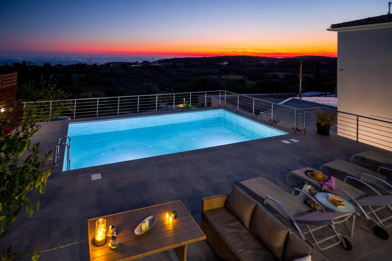 The View Villa Maries  ภายนอก รูปภาพ